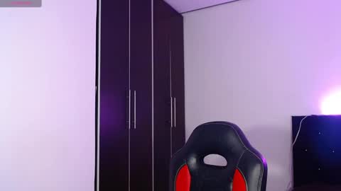 ZARA BLARE online show from January 3, 2025, 1:16 am