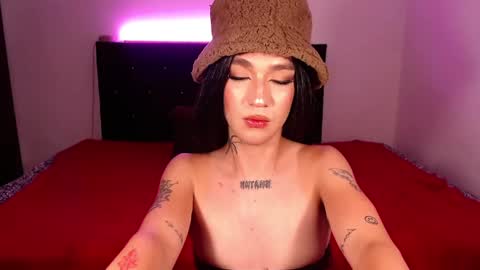 ZARA BLARE online show from February 18, 2025, 2:16 am