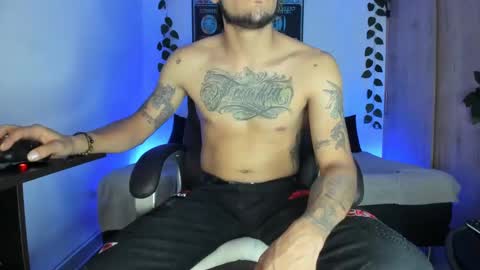 Snapshot of mikee_scooth chatting on March 12, 2025, 3:13 am mikee_scooth online show from March 12, 2025, 3:13 am