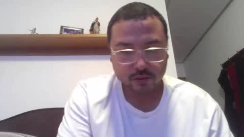 mikeextremecock online show from February 4, 2026, 4:40 am