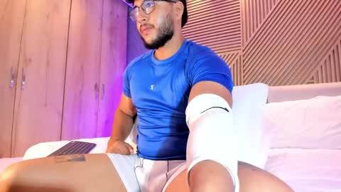 Mikeee online show from April 6, 2026, 11:11 am