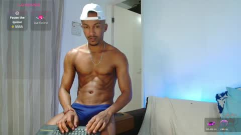Snapshot of mikejaybr chatting on June 3, 2026, 9:31 pm Mike Jay online show from June 3, 2026, 9:31 pm