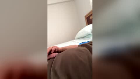 mikeloanu online show from April 17, 2026, 10:51 am