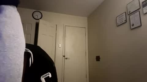 Snapshot of mikemikemikey9996 chatting on November 26, 2025, 1:28 am mikemikemikey9996 online show from November 26, 2025, 1:28 am