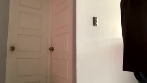 Snapshot of miker1239 chatting on December 27, 2024, 1:39 pm miker1239 online show from December 27, 2024, 1:39 pm