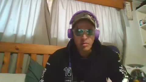 mikeundies online show from July 28, 2026, 6:53 am