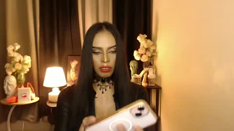 Mistress MikeyAlawi online show from January 25, 2025, 1:52 pm