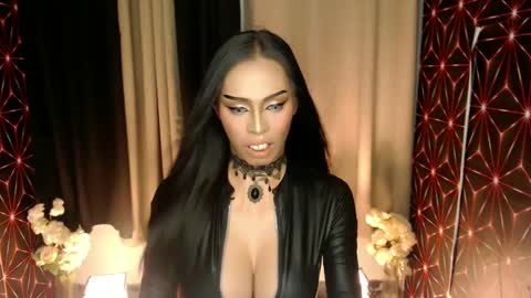 Mistress MikeyAlawi online show from March 4, 2025, 4:49 am