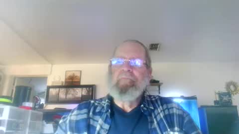 Snapshot of mikeyd1a chatting on January 10, 2026, 5:04 pm mikeyd1a online show from January 10, 2026, 5:04 pm