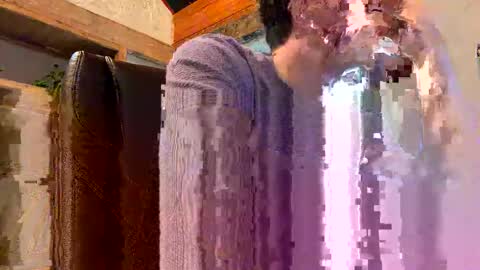 Snapshot of mikeydubs10 chatting on May 6, 2026, 1:27 pm mikeydubs10 online show from May 6, 2026, 1:27 pm