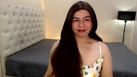 Snapshot of mikha_sensual chatting on January 26, 2025, 9:51 pm Theresa Luna online show from January 26, 2025, 9:51 pm