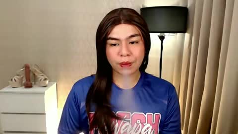 Snapshot of mikha_sensual chatting on February 12, 2025, 6:51 pm Theresa Luna online show from February 12, 2025, 6:51 pm