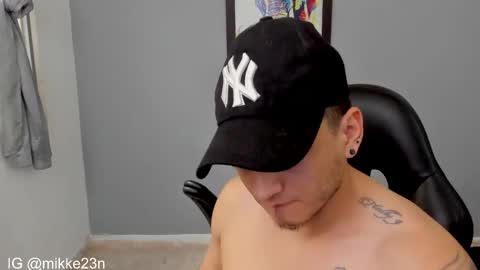 Snapshot of mikke_love chatting on January 26, 2025, 1:58 pm MIKKE online show from January 26, 2025, 1:58 pm