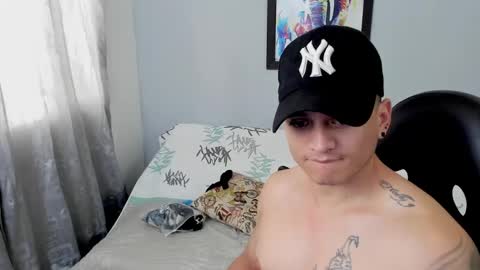 Snapshot of mikke_love chatting on February 19, 2025, 3:16 pm MIKKE online show from February 19, 2025, 3:16 pm