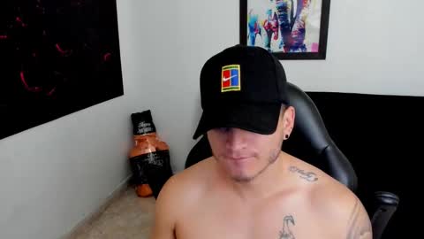 Snapshot of mikke_love chatting on October 3, 2025, 1:41 pm MIKKE online show from October 3, 2025, 1:41 pm