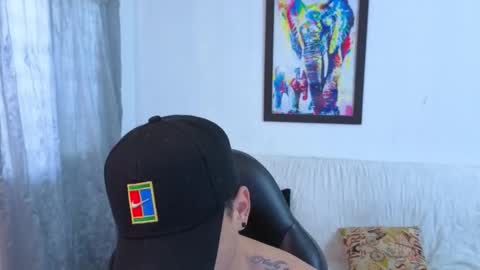 MIKKE online show from November 30, 2025, 1:26 pm