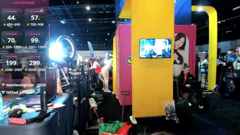 Snapshot of mikmagik chatting on October 18, 2025, 6:41 pm Mikaylah online show from October 18, 2025, 6:41 pm