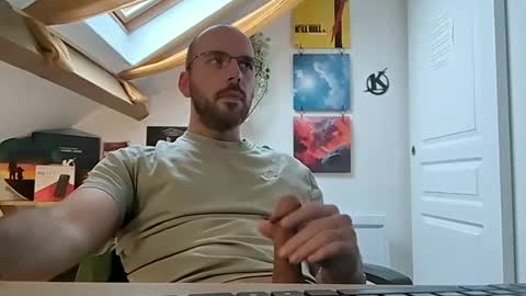 mikmik91 online show from February 7, 2025, 2:58 pm