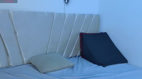 Mikoto Urb online show from December 16, 2025, 8:47 pm