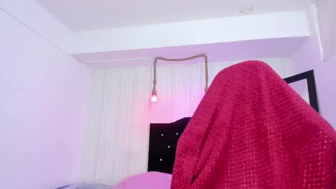   miku katsuragi  online show from May 15, 2026, 11:01 pm