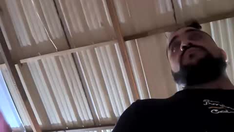 Snapshot of miky17cm chatting on March 10, 2026, 3:11 am miky17cm online show from March 10, 2026, 3:11 am