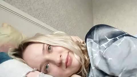 Snapshot of mila_420 chatting on March 25, 2026, 5:02 am Mila 420 online show from March 25, 2026, 5:02 am