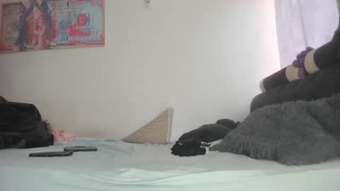 Mila Dash online show from February 5, 2025, 11:55 am