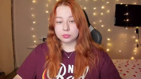 Snapshot of mila_foxxxy chatting on March 3, 2025, 10:49 am Mila shy sensual person online show from March 3, 2025, 10:49 am