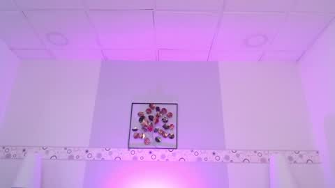 Mila  online show from December 8, 2024, 8:04 pm