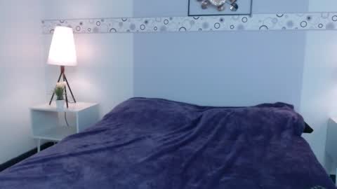 Mila  online show from December 31, 2024, 6:57 pm