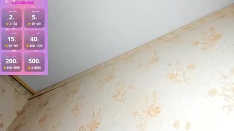 mila_good online show from January 23, 2025, 1:19 am