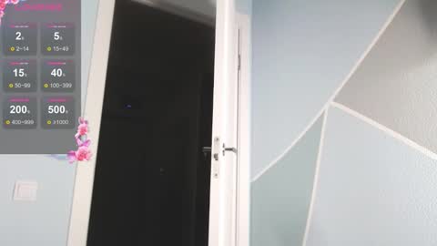 mila_good online show from December 13, 2025, 7:53 pm