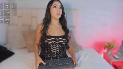 Snapshot of mila_hudson chatting on June 10, 2026, 7:57 pm Mila Hudson online show from June 10, 2026, 7:57 pm