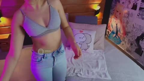 Milena  online show from November 4, 2025, 11:09 am