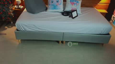 Milena  online show from November 26, 2025, 11:11 am