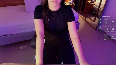 Snapshot of mila_kiitty chatting on April 20, 2026, 11:13 am Milena online show from April 20, 2026, 11:13 am
