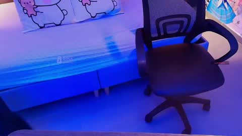 Snapshot of mila_kiitty chatting on April 23, 2026, 10:47 am Milena online show from April 23, 2026, 10:47 am