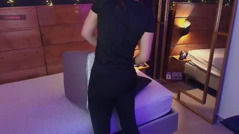 Snapshot of mila_kiitty chatting on June 27, 2026, 11:15 am Milena online show from June 27, 2026, 11:15 am