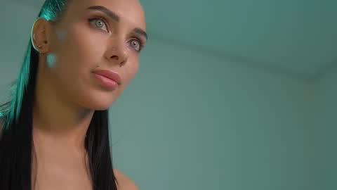 mila may  online show from October 20, 2025, 10:54 pm