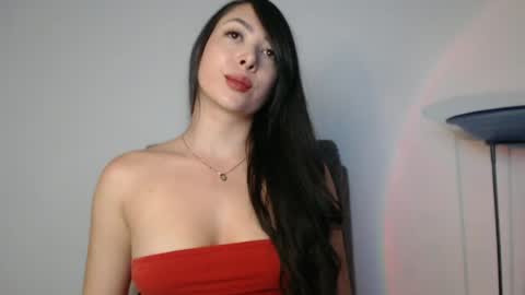 Snapshot of mila_paramo chatting on June 12, 2026, 11:46 pm Camila online show from June 12, 2026, 11:46 pm