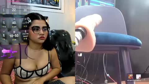 Snapshot of mila_quin chatting on May 13, 2026, 8:06 pm mila_quin online show from May 13, 2026, 8:06 pm