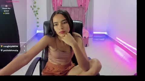 Mila online show from April 8, 2026, 1:44 pm