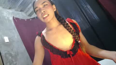 Snapshot of mila_seductressxx chatting on June 12, 2026, 1:04 am mila_seductressxx online show from June 12, 2026, 1:04 am