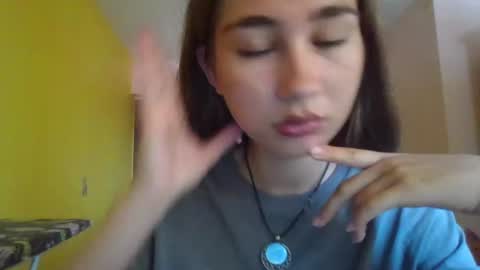 Snapshot of mila_sweettempt chatting on July 25, 2026, 5:05 am mila_sweettempt online show from July 25, 2026, 5:05 am