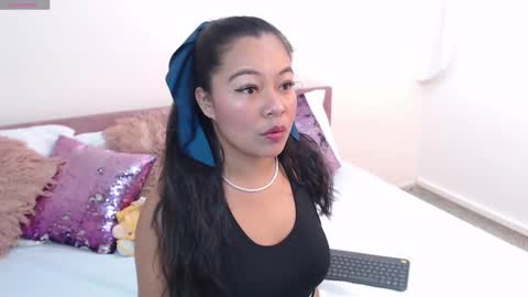 Snapshot of milaaadams chatting on March 11, 2026, 11:38 am mila online show from March 11, 2026, 11:38 am