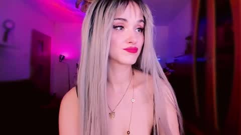 MiladyJolie online show from March 3, 2026, 3:01 am