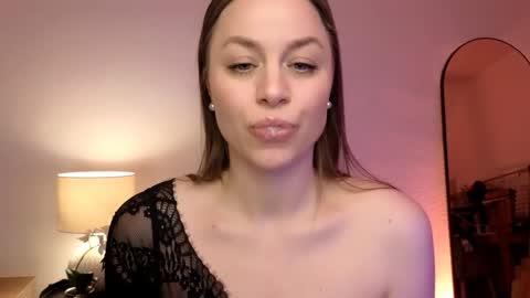 Mila Fleur online show from January 12, 2025, 9:08 am