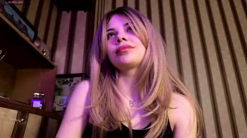 Snapshot of milakittys chatting on June 11, 2026, 11:41 am milakittys online show from June 11, 2026, 11:41 am