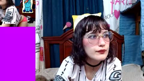 Mila-Lunala online show from September 12, 2025, 6:41 pm