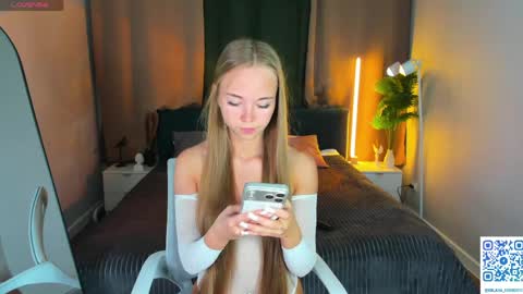 Snapshot of milana_sorrento chatting on June 8, 2026, 12:47 am Milana online show from June 8, 2026, 12:47 am